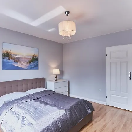 - Beach-home - Chodorowskiej 24 5 Апартаменты